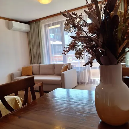Appartement Cozy With Balcony And Incl In 4-star Saint Ivan Rilski , *