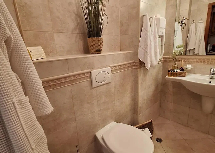 Cozy With Balcony And Incl In 4-star Saint Ivan Rilski , Apartment